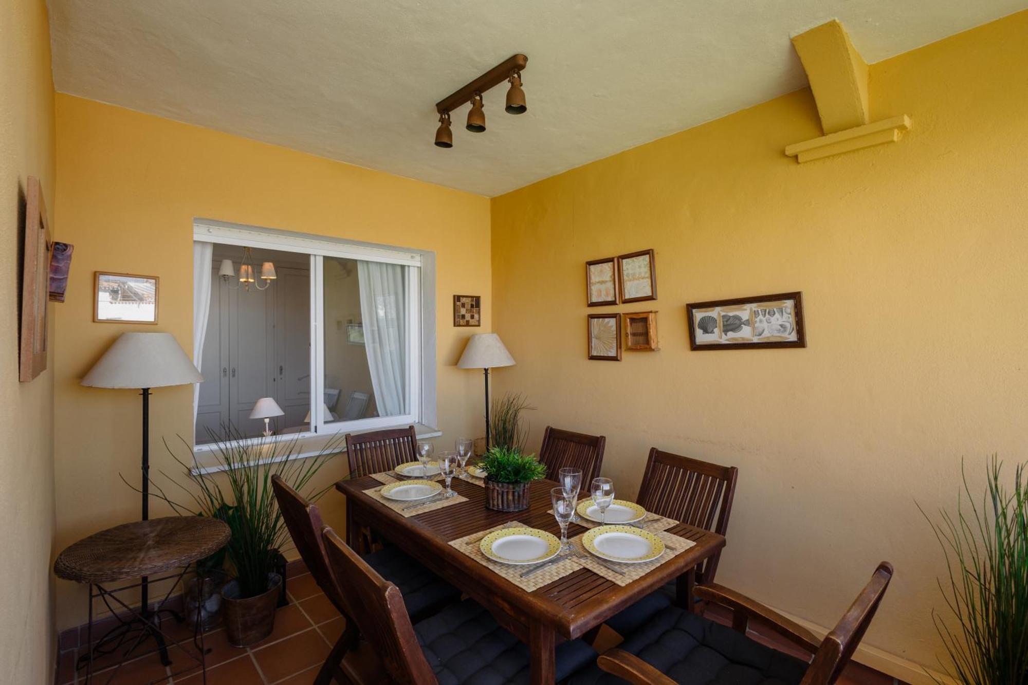 Beautiful Beachside Duplex With Amazing Sea Views