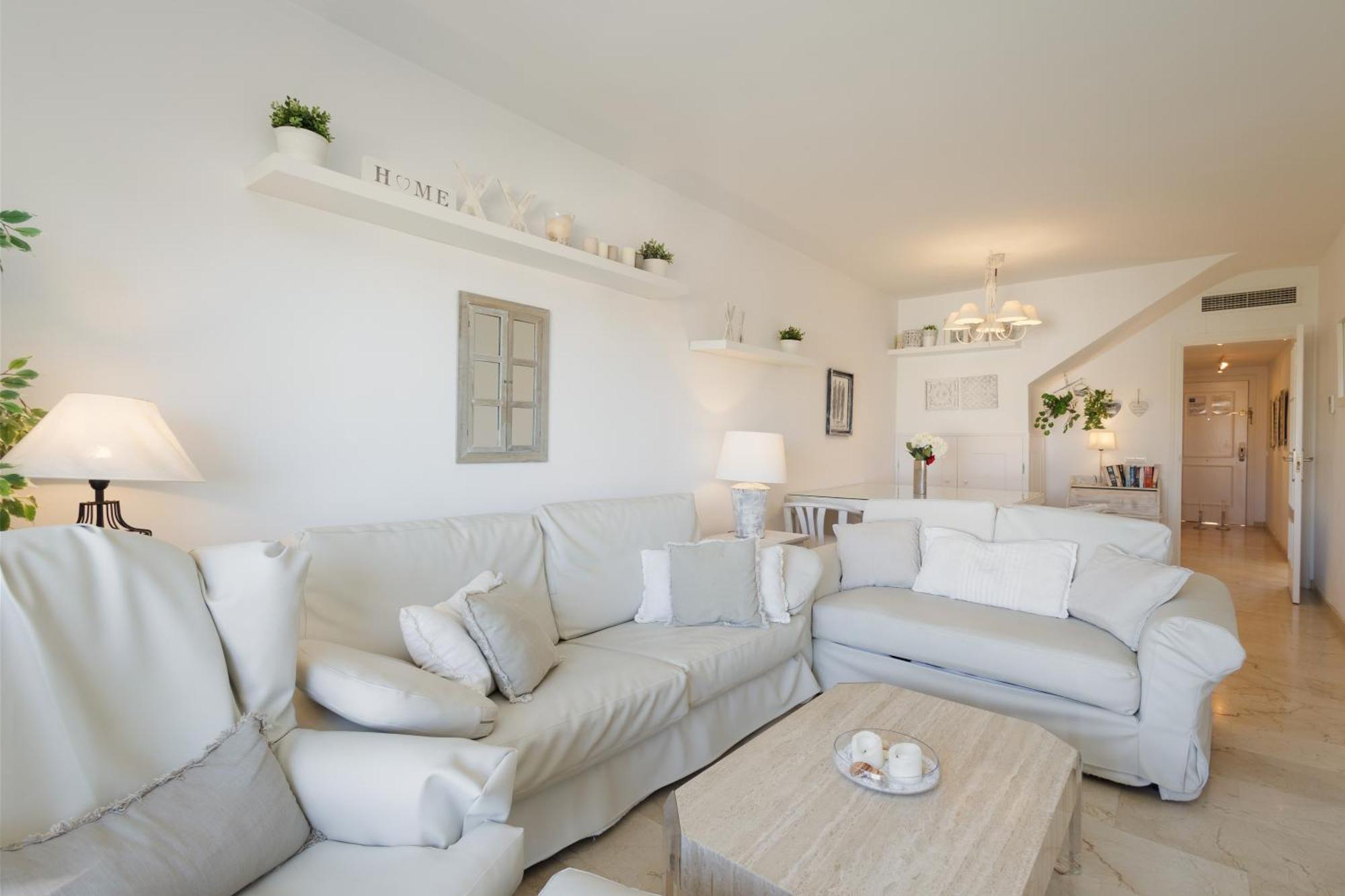 Beautiful Beachside Duplex With Amazing Sea Views